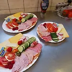 Strohm Im Lieth Cafe 3*