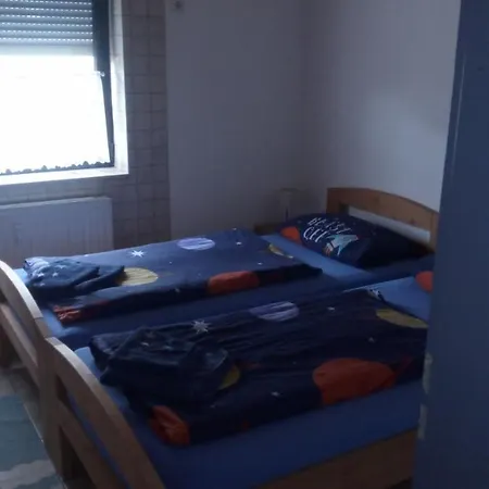 Strohm Im Lieth Cafe 3*