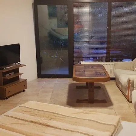 Strohm Im Lieth Cafe 3* باد فولنغبوستل