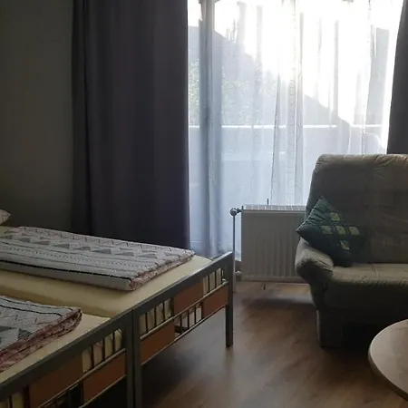 Pensjonat Strohm Im Lieth Cafe