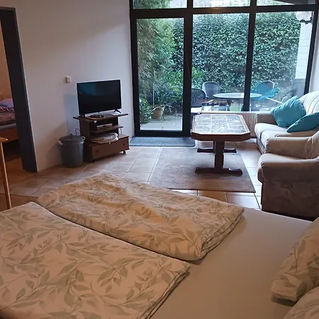 Strohm Im Lieth Cafe 3*