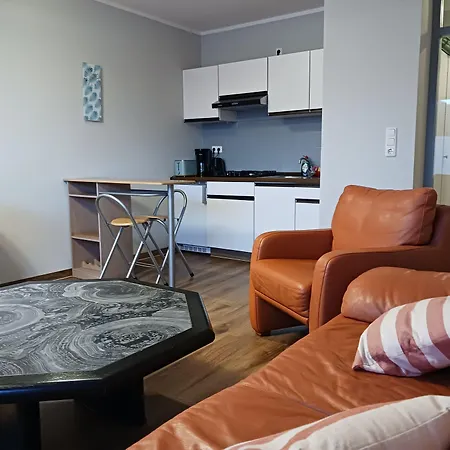 بيت ضيافة Strohm Im Lieth Cafe باد فولنغبوستل