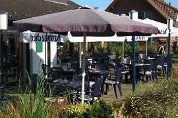 Strohm Im Lieth Café 3*